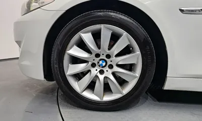 BMW 5-Series 2011, 276591 км, за 2953.92 USD
