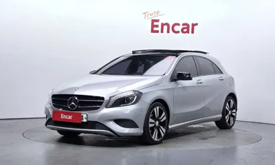 Mercedes-Benz A-Class · 2015 год