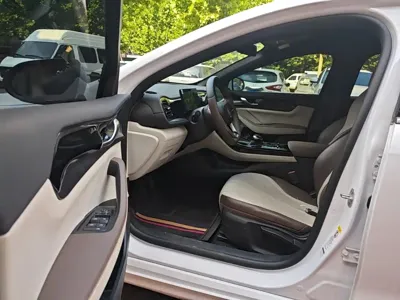 BYD Qin Plus 2025, 18200 км, за 8045.57 USD - фото 16