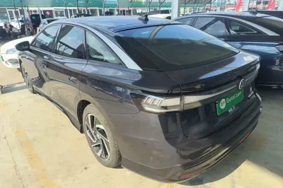 Volkswagen ID.7 VIZZION 2024, 110700 км, за 15994 USD