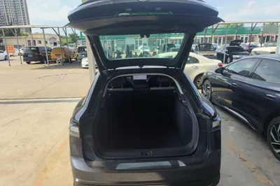 Volkswagen ID.7 VIZZION 2024, 110700 км, за 15994 USD - фото 22
