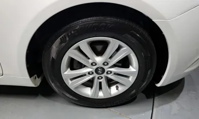 Hyundai Sonata 2010, 113086 км, за 2642.38 USD