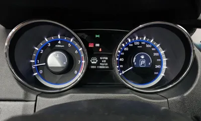 Hyundai Sonata 2010, 113086 км, за 2642.38 USD - фото 8