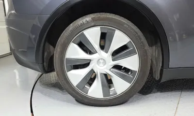 Tesla Model Y 2022, 51752 км, за 29250.83 USD