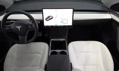 Tesla Model Y 2022, 51752 км, за 29250.83 USD - фото 7