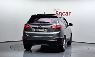 Hyundai Tucson 2011, 168613 км, за 3085.2 USD