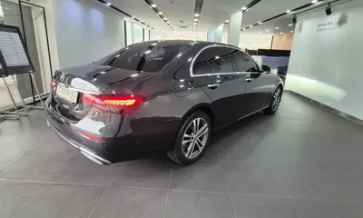 Mercedes-Benz E-Class 2022, 71657 км, за 29746.19 USD