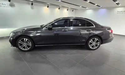 Mercedes-Benz E-Class 2022, 71657 км, за 29746.19 USD