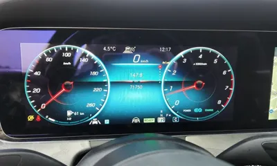 Mercedes-Benz E-Class 2022, 71657 км, за 29746.19 USD - фото 8