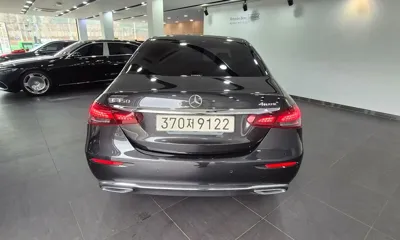 Mercedes-Benz E-Class 2022, 71657 км, за 29746.19 USD - фото 11