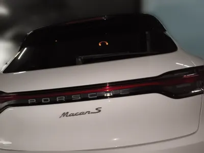 Porsche Macan 2020, 63099 км, за 32811 USD
