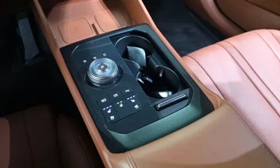 Kia K8 2025, 34450 км, за 22187.21 USD - фото 9