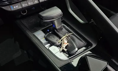 Hyundai Avante 2022, 46728 км, за 15960.92 USD - фото 9