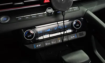 Hyundai Avante 2022, 46728 км, за 15960.92 USD - фото 31