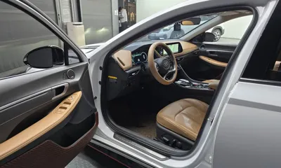 Hyundai Sonata 2020, 136692 км, за 11430.46 USD - фото 10