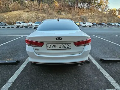 Kia K5 2016, 96265 км, за 6534.52 USD