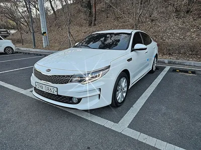 Kia K5 2016, 96265 км, за 6534.52 USD - фото 20