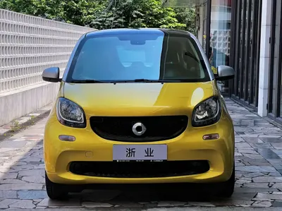 Smart Smart Fortwo 2017, 52000 км, за 9269.98 USD