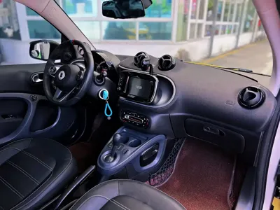 Smart Smart Fortwo 2017, 52000 км, за 9269.98 USD - фото 8