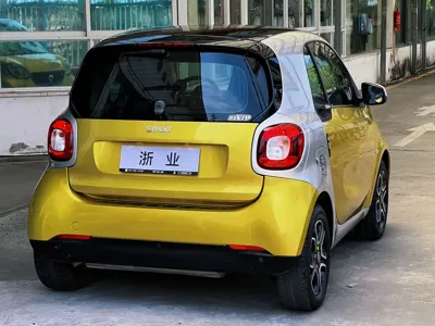 Smart Smart Fortwo 2017, 52000 км, за 9269.98 USD - фото 14