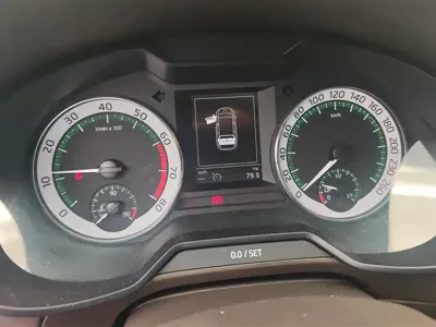 Skoda Octavia 2018, 79800 км, за 7008.85 USD - фото 14