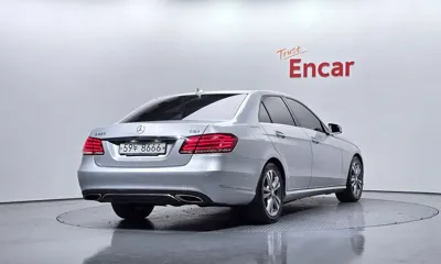 Mercedes-Benz E-Class 2014, 252492 км, за 5279.15 USD