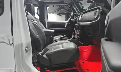 Jeep Wrangler 2020, 77339 км, за 24395.03 USD - фото 26