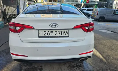 Hyundai Sonata 2015, 176842 км, за 3445.36 USD