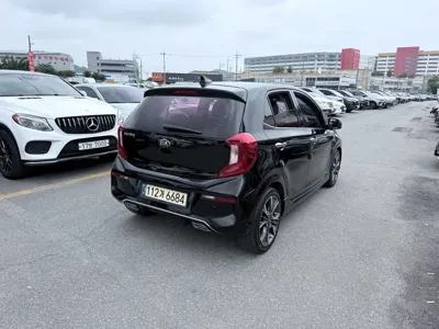 Kia Morning 2021, 116101 км, за 5789.75 USD