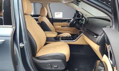 Kia Canival 2023, 52930 км, за 21704.82 USD - фото 11