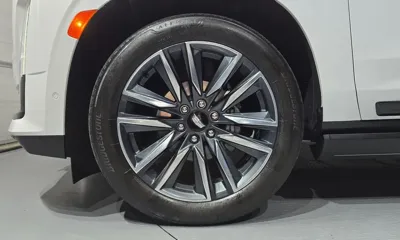 Cadillac Escalade 2022, 61405 км, за 58421.95 USD