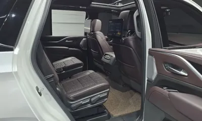 Cadillac Escalade 2022, 61405 км, за 58421.95 USD - фото 11