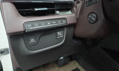 Cadillac Escalade 2022, 61405 км, за 58421.95 USD - фото 20