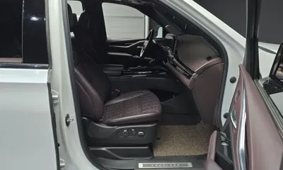 Cadillac Escalade 2022, 61405 км, за 58421.95 USD - фото 26