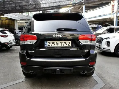 Jeep Cherokee 2021, 72438 км, за 14506.91 USD