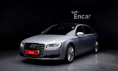 Audi A8 · 2015 год
