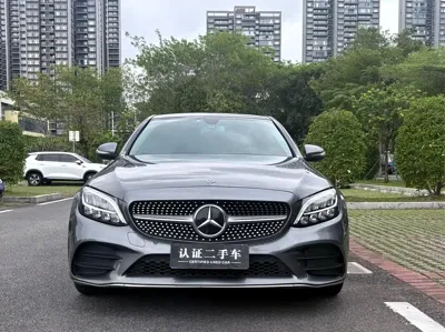 Mercedes-Benz C-Class 2018, 114000 км, за 14346.4 USD