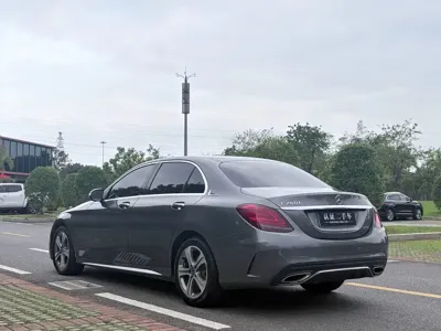 Mercedes-Benz C-Class 2018, 114000 км, за 14346.4 USD - фото 8