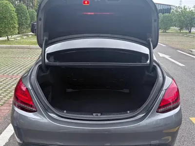 Mercedes-Benz C-Class 2018, 114000 км, за 14346.4 USD - фото 9