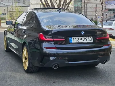 BMW 3-Series 2022, 82415 км, за 18226.21 USD