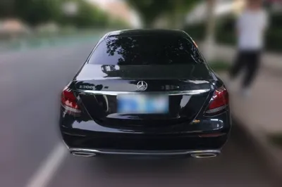 Mercedes-Benz E-Class 2017, 152000 км, за 20875 USD
