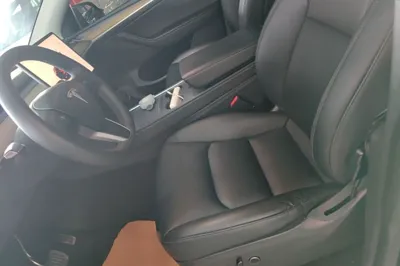Tesla Model Y 2022, 129000 км, за 24559 USD - фото 17