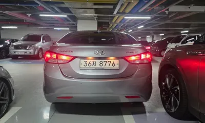 Hyundai Avante 2011, 165000 км, за 2214.98 USD