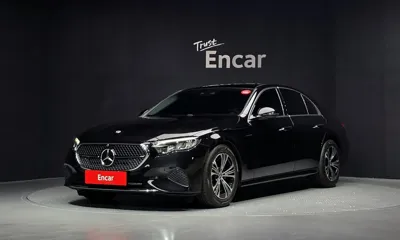 Mercedes-Benz E-Class · 2025 год