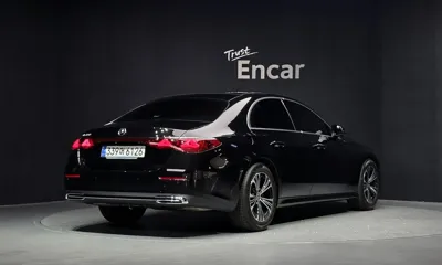 Mercedes-Benz E-Class 2025, 4098 км, за 43258.5 USD