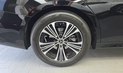 Mercedes-Benz E-Class 2025, 4098 км, за 43258.5 USD