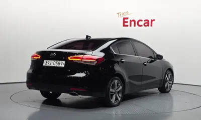 Kia K3 2016, 134938 км, за 5120.13 USD