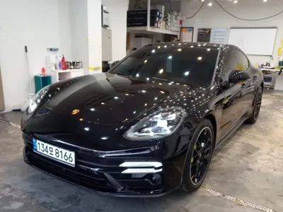 Porsche Panamera 2023, 51000 км, за 94143.38 USD