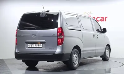Hyundai Starex 2017, 156545 км, за 5382.7 USD