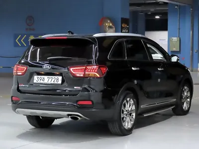 Kia Sorento 2018, 100867 км, за 11896.24 USD